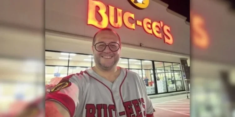 Presume José Ramón López visita a tienda en EU