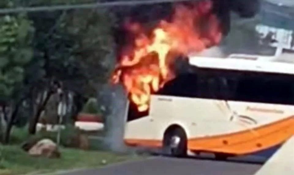 Cae líder de cártel en Michoacán; desatan narcobloqueos