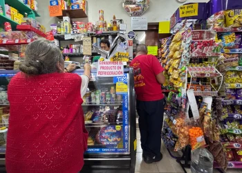 Inseguridad e inflación golpean con fuerza a tienditas de barrio durante 2026