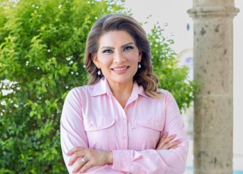 Desea Lorenia Valles buen regreso a clases a comunidad escolar