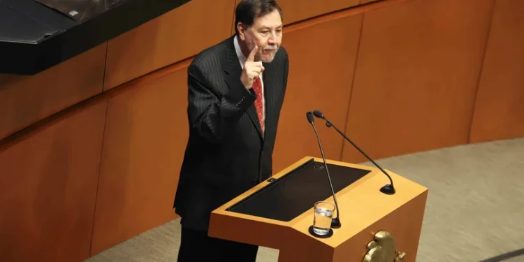 Noroña rompe con Morena por llegada de Higinio Martínez al Senado