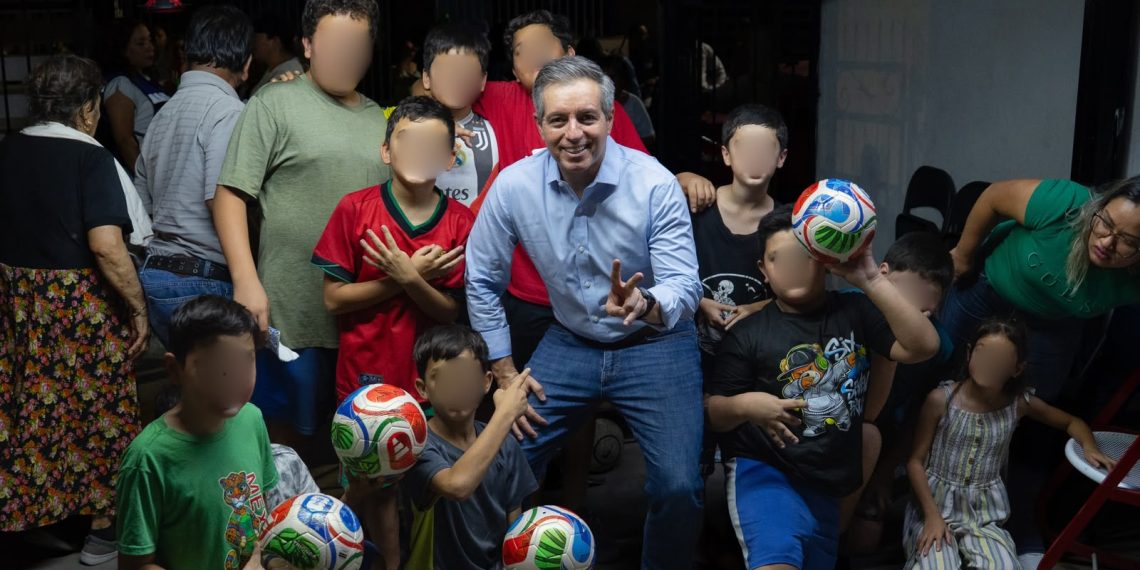 Omar Del Valle Colosio regresa a Los Naranjos y da seguimiento a los acuerdos con las familias
