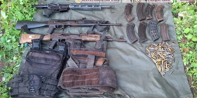 Operativo en Sinaloa deja 12 detenidos: aseguran 35 armas, 12 granadas y más de 7 mil cartuchos