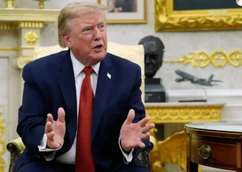 Confronta Trump a reportera de CNN en la Casa Blanca