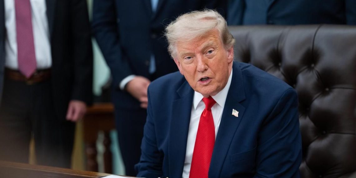 EU e Israel preparan ataques contra infraestructura energética de Irán, reportan; Trump aún no autoriza la ofensiva