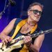 Revela Vivian Campbell que su cáncer regresó tras trasplante