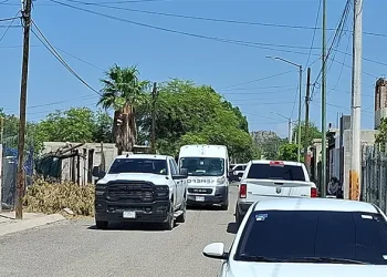 Hallan cuerpo enterrado en el patio de una vivienda en Villas del Sur