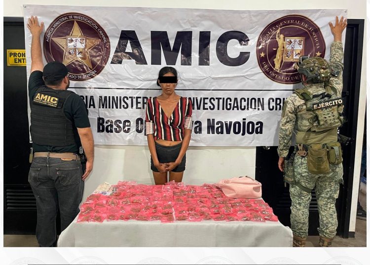 Capturan AMIC y DEFENSA a mujer con marihuana en Navojoa