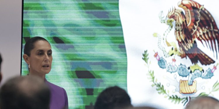 Sheinbaum pide a EEUU combatir al narco en su territorio y ‘no solo estar mencionando a México’