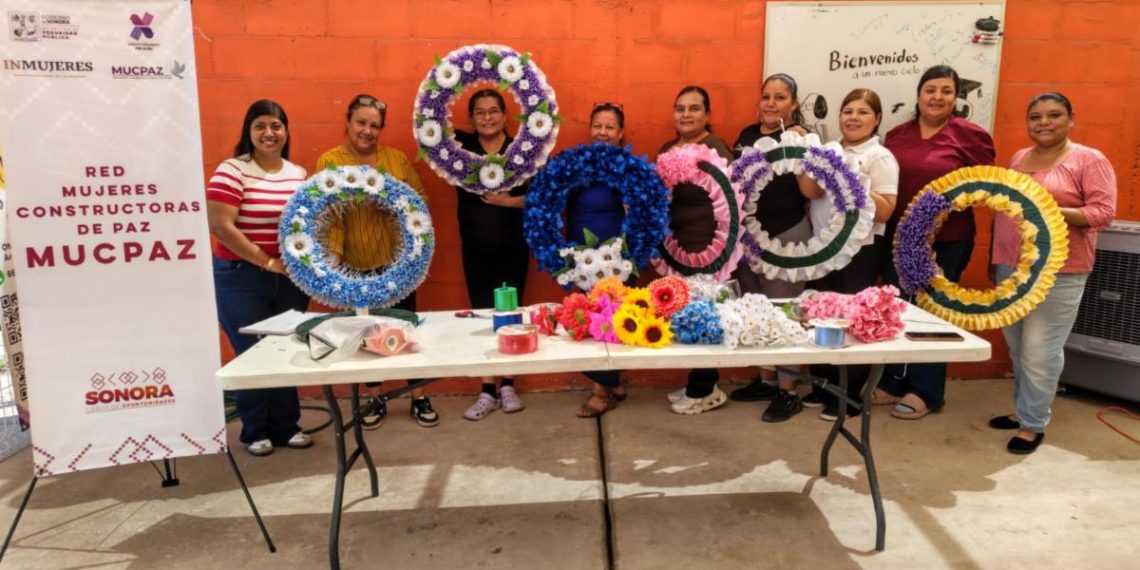 Mujeres Constructoras de Paz aprenden oficios que contribuyen a su economía familiar