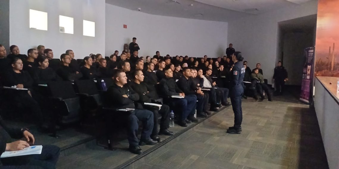 Refuerza Policía Estatal capacitación para atender casos de violencia familiar