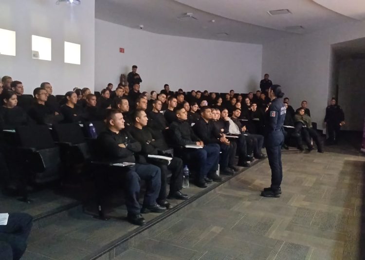Refuerza Policía Estatal capacitación para atender casos de violencia familiar