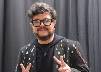 Aleks Syntek se disculpa y reconoce error