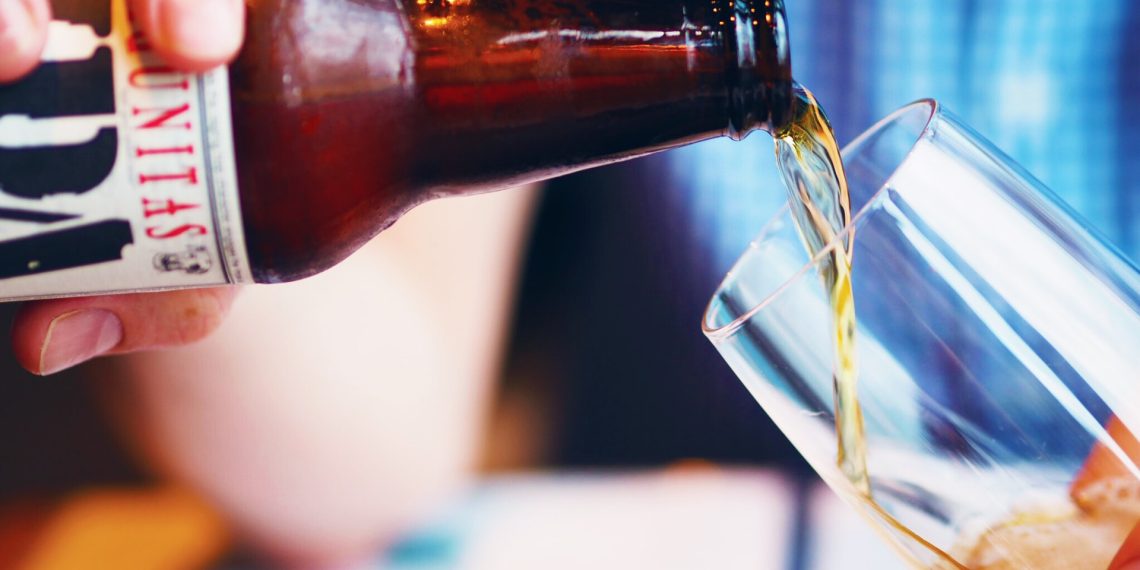 Diputados analizan aumentar impuestos al alcohol y productos con exceso de sodio
