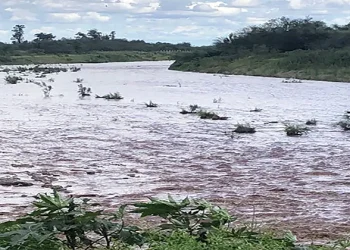 Crecida de río San Miguel deja sin agua a hermosillenses en más de 60 colonias