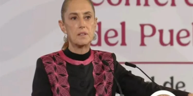 Urge Claudia Sheinbaum a funcionarios gobernar sin extravagancias
