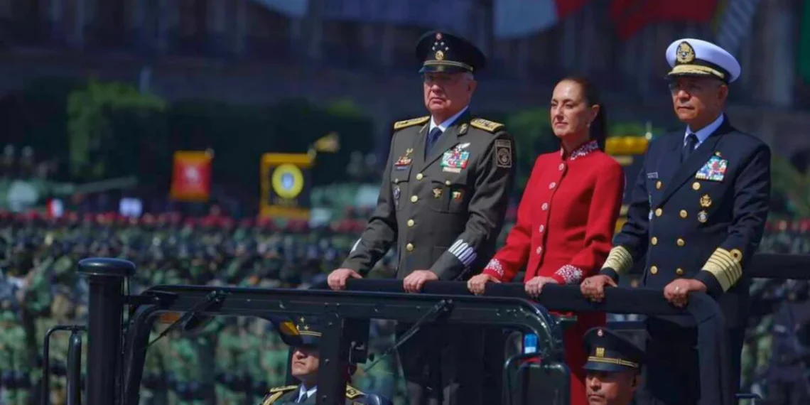Claudia Sheinbaum encabeza desfile militar del 216 aniversario de la Independencia