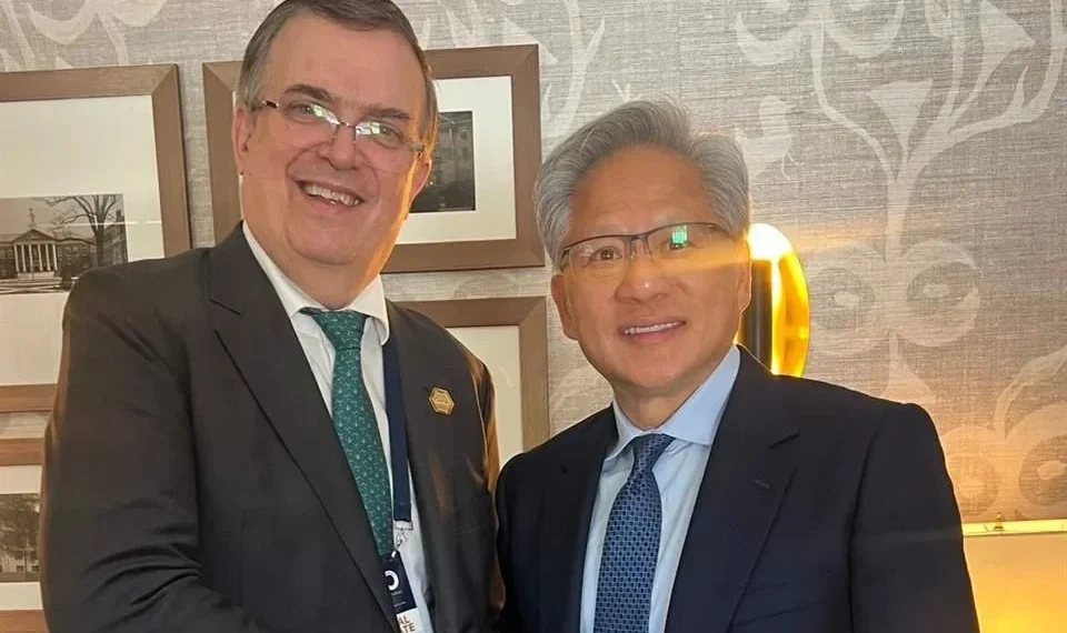 Hablan Ebrard y CEO de Nvidia sobre la IA