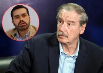 Fox apura a MC a definirse frente a Morena rumbo a 2027