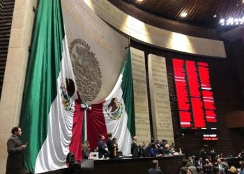Posponen en Cámara discusión de ‘Ley antimemes’