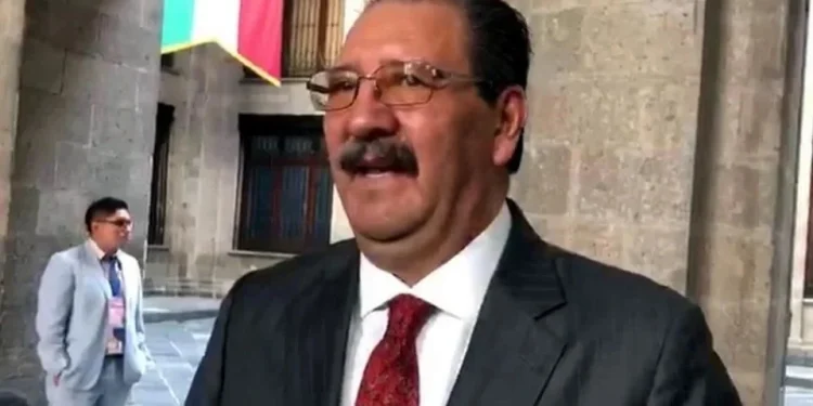 Advierte PT a Morena que puede perder hasta 12 Gubernaturas