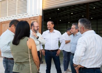 Omar Del Valle Colosio ordena con el Parque Industrial de Hermosillo la lista de lo que frena la inversión.
