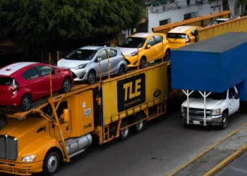 México busca bajar aranceles de acero, aluminio y autos