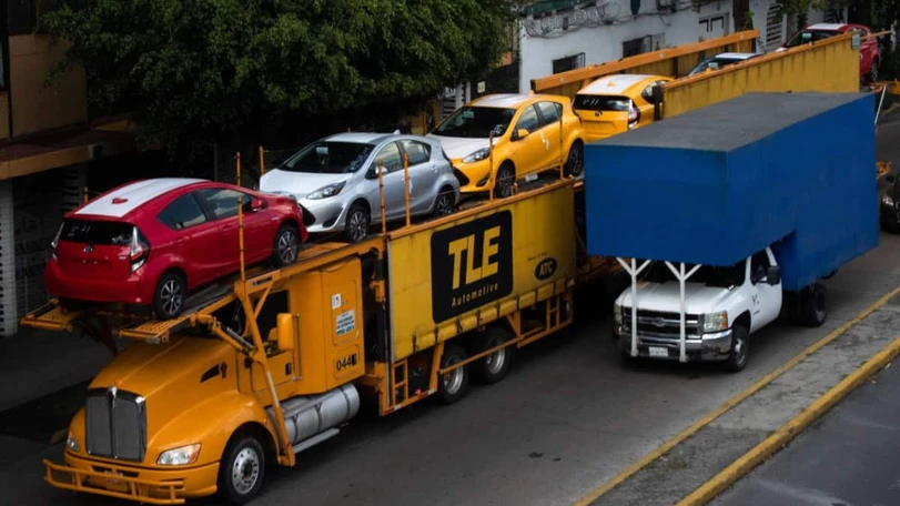 México busca bajar aranceles de acero, aluminio y autos