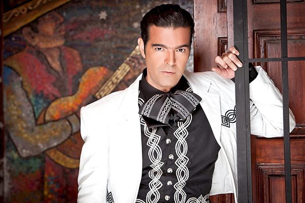 Exhiben a Pablo Montero