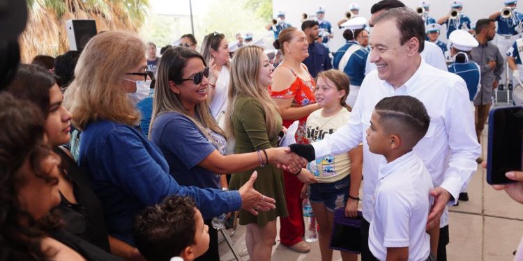 Respalda Gobernador Durazo regulación del uso de celulares en escuelas de Sonora