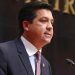 Exsecretaria revela que Cabeza de Vaca le ordenó dar contratos a Carmona
