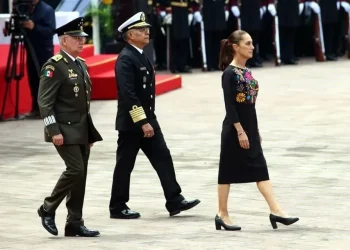 México determina su propio destino.- Trevilla