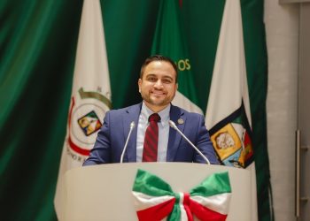 René García busca mayor transparencia en obras de ayuntamientos