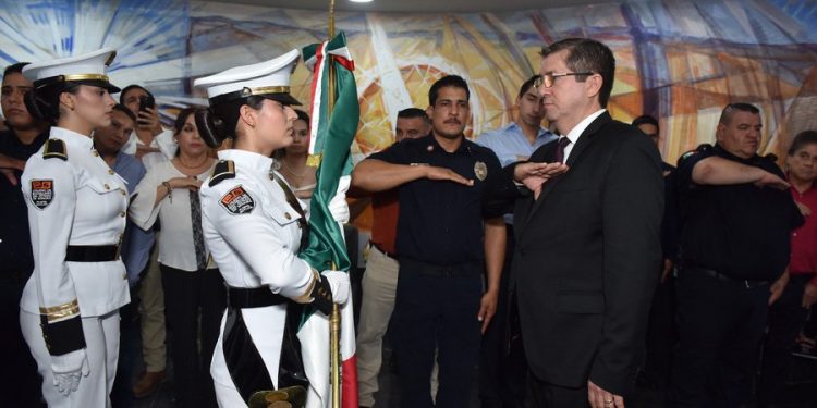 Desbordan 19 mil navojoenses alegría y patriotismo en fiestas del  “Grito de independencia”