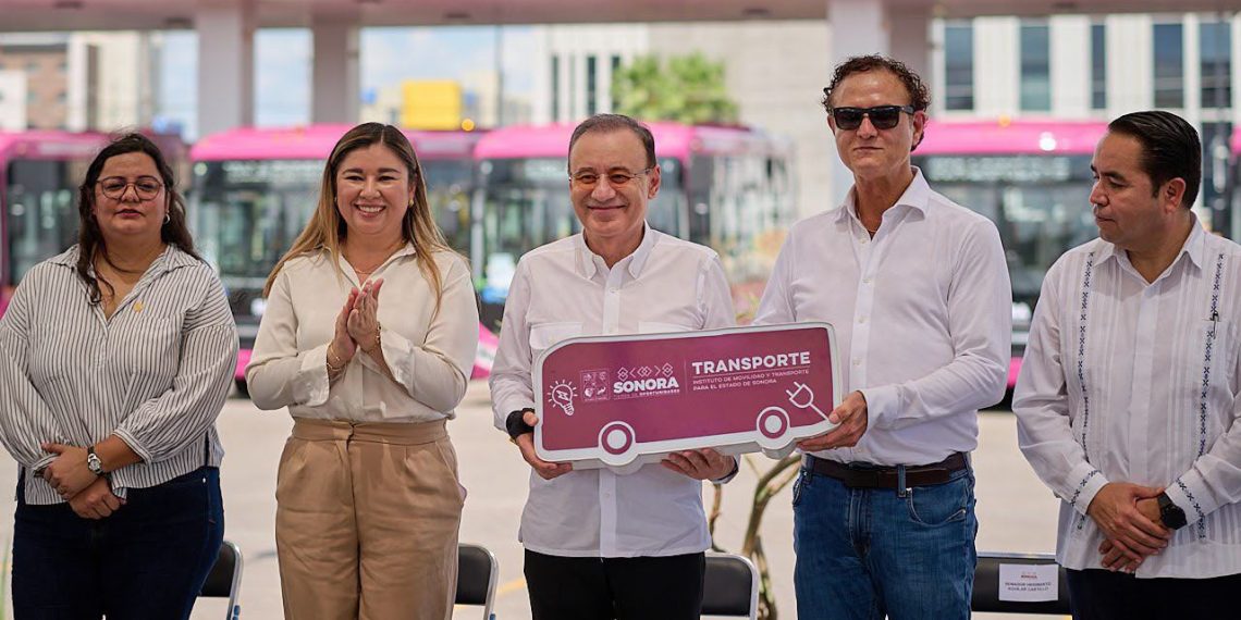 Gobernador Durazo moderniza transporte público de Hermosillo con nuevas unidades eléctricas