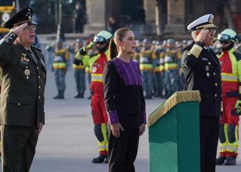 Sheinbaum encabeza homenaje a víctimas de los sismos de 1985 y 2017