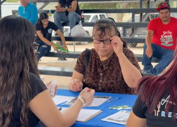 Wasapraka une esfuerzos con vecinos para mejorar espacios educativos en San Luis Río Colorado