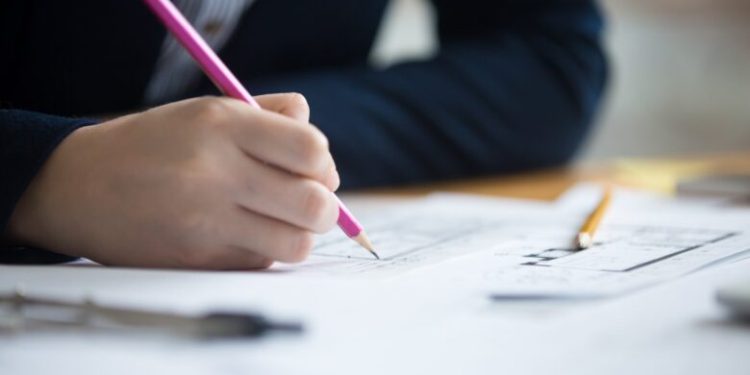 México, penúltimo de OCDE en lectura y ciencias: IMCO