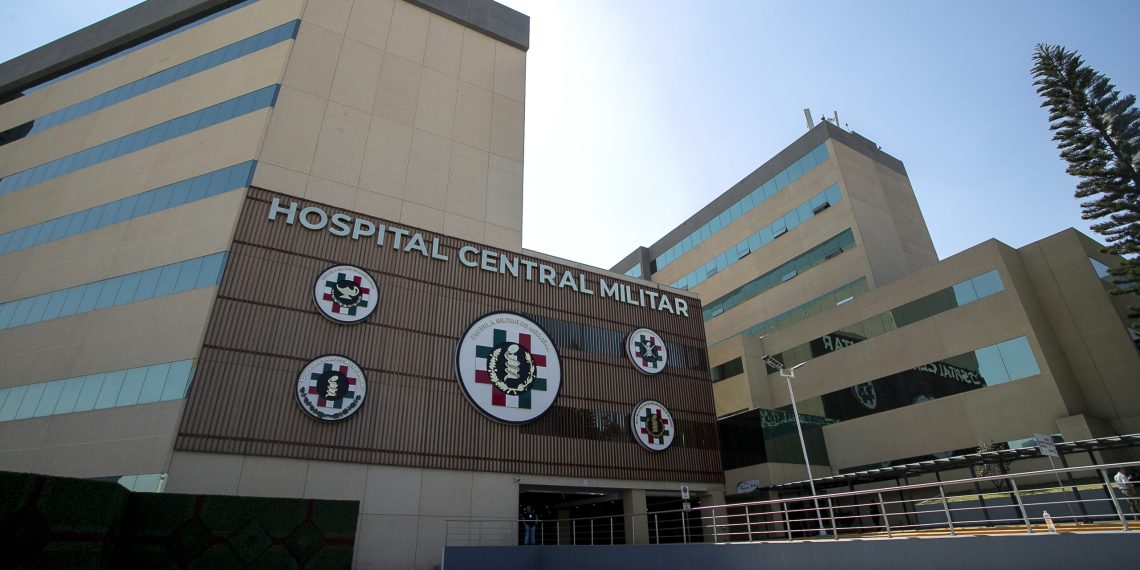 Desabasto de medicinas llega a la Sedena