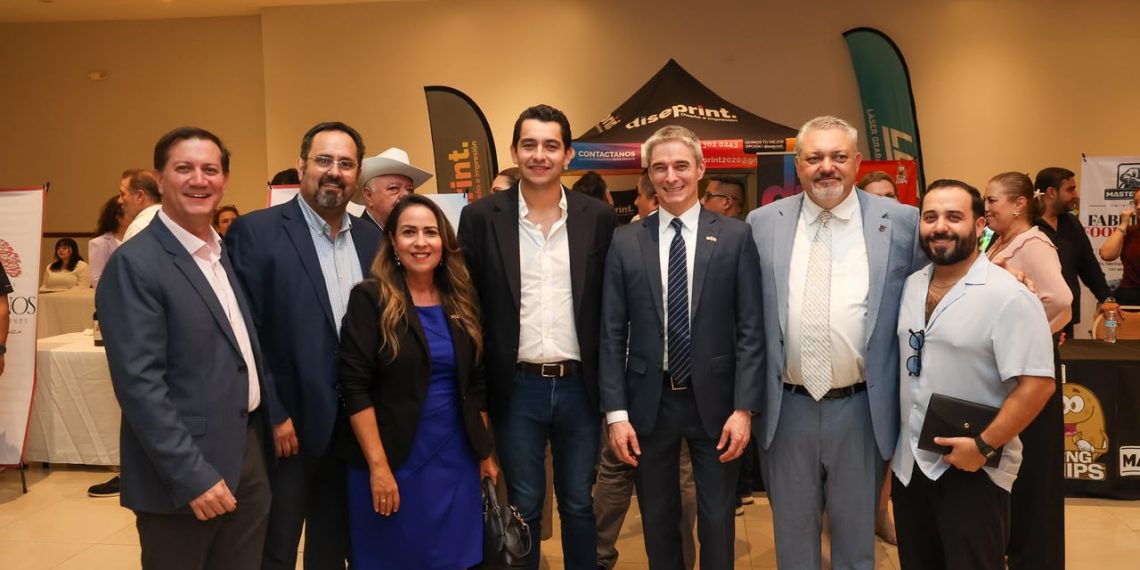 Gobierno de Sonora promueve oportunidades de inversión y expansión empresarial con Phoenix