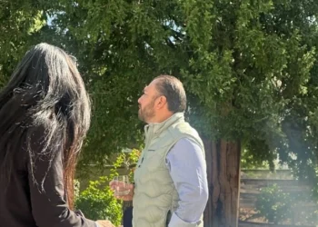 Amílcar Olán, amigo de Andy López Beltrán, aparece en exclusivo colegio de Suiza