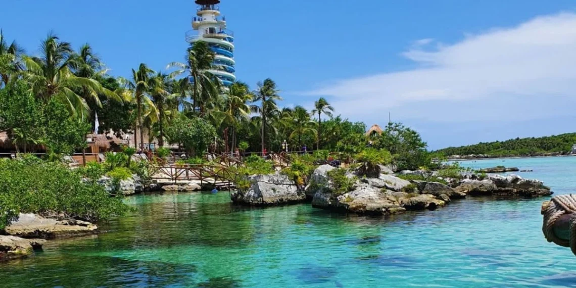 Grupo Xcaret detecta filtración de datos de contacto de 8 mil 300 clientes