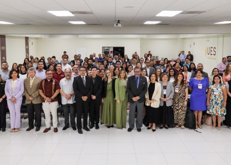 Gobierno de Sonora reúne a universidades de 12 países en encuentro internacional: UES