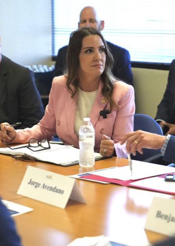 EU amenaza a funcionarios ligados al narco: “Iremos contra ustedes”