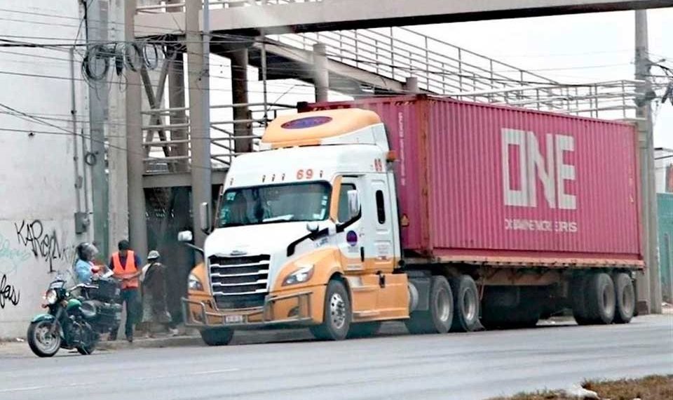 Costaría paro transportista 21,500 mdp al día