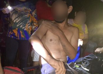 Rescatan a dos hombres en las aguas del Río Mayo