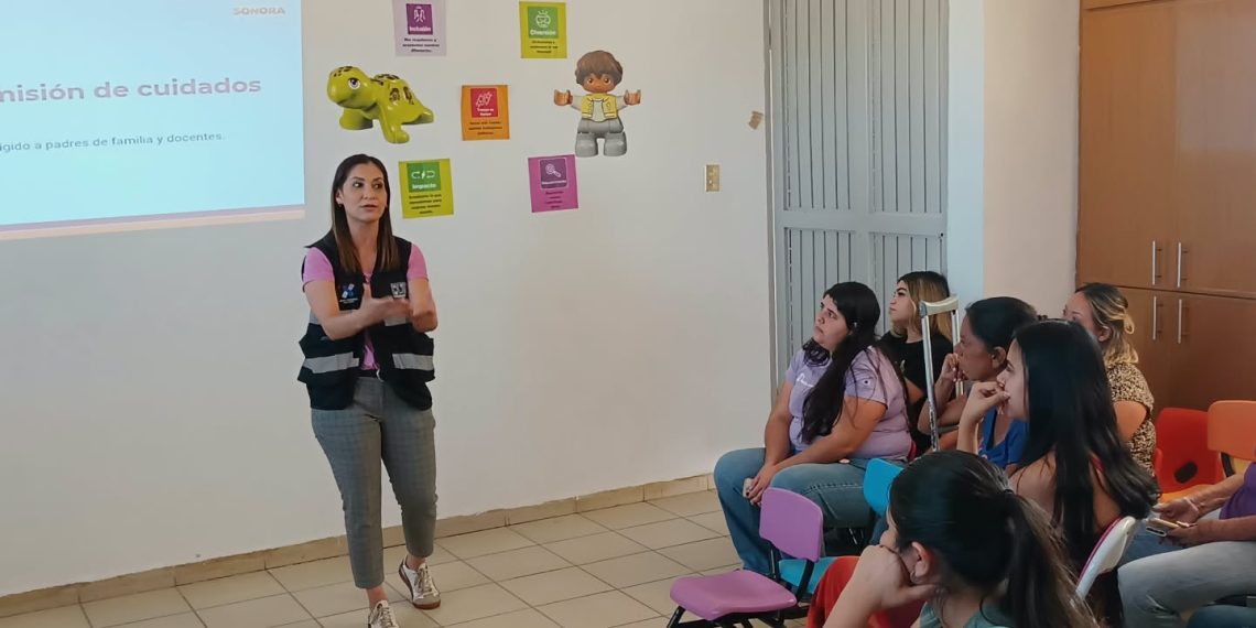 Lleva Secretaría de Seguridad programa Escuela para Padres Constructores de Paz a planteles de Hermosillo