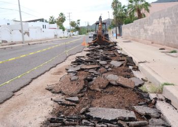 Inician reparaciones en calles dañadas por huracán ‘Polo’ en Guaymas