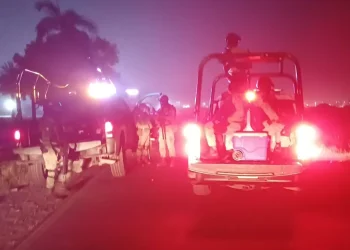 Localizan a cadáver de hombre rumbo a bahía de Kino