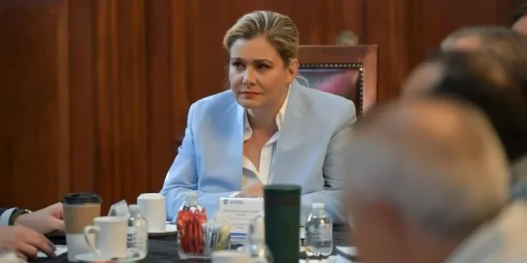 Niega Maru pacto con Sheinbaum y acusa a Montiel de narco nexos